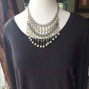 Chic Pearl and Silver Statement Necklace